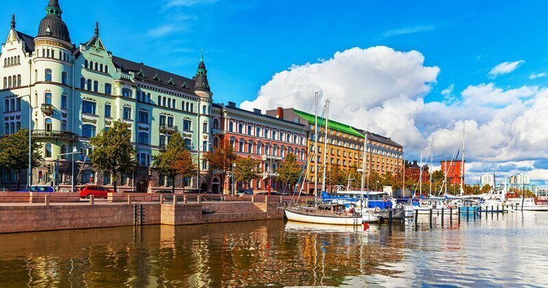 Восемь "гидов счастья" из разных городов Финляндии изъявили желание принять туристов