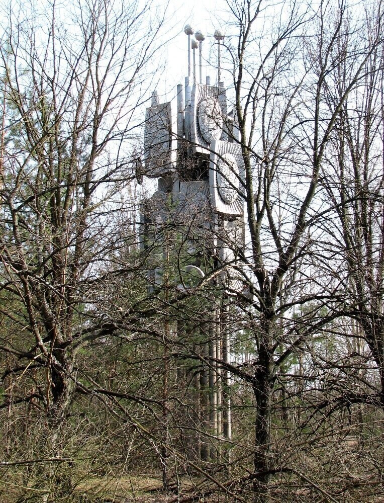 Чернобыльская АЭС, город Припять и зона отчуждения. Как это было 11 лет назад