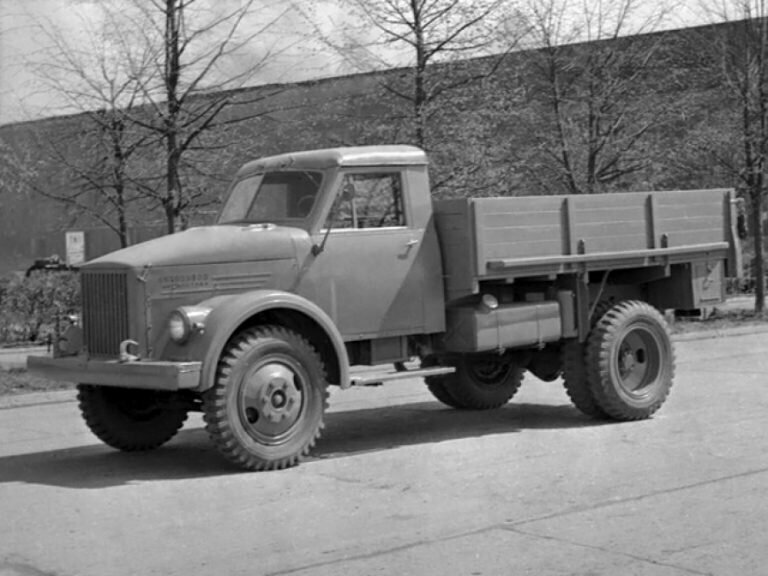 ГАЗ-51. На фото – самых первых выпусков, еще с деревометаллической кабиной.