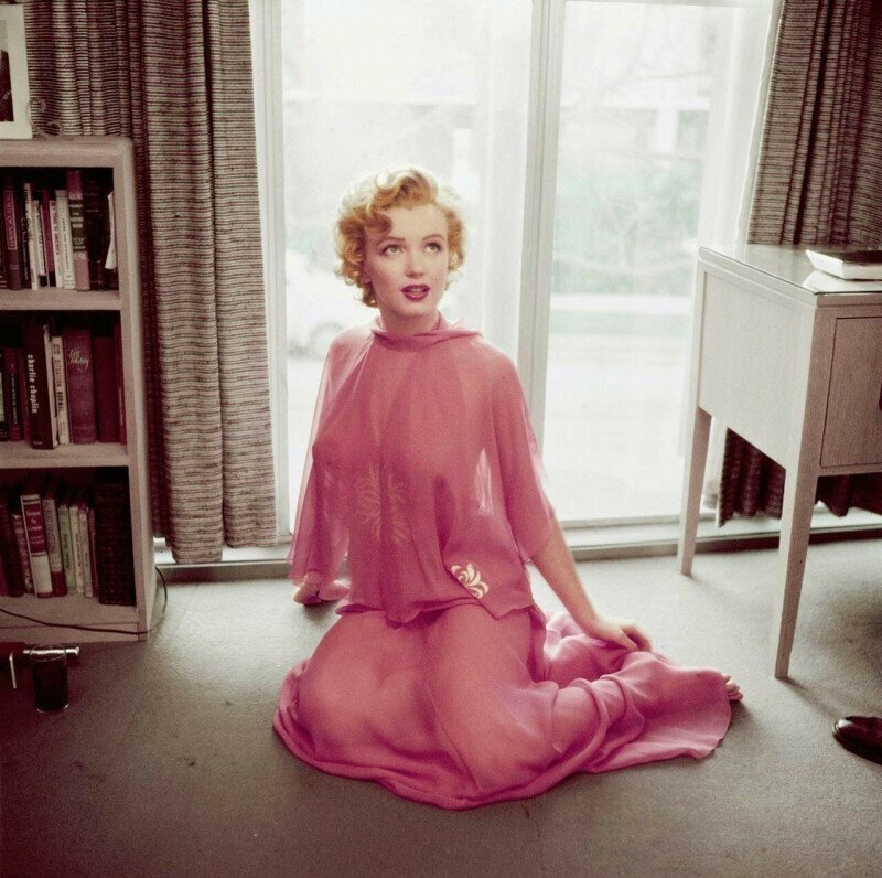 Мэрилин Монро в розовом, 1952