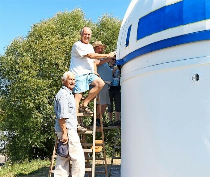Университетский профессор превратил обсерваторию в Цвайбрюккене в гигантского R2-D2