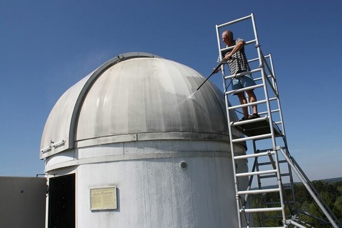 Университетский профессор превратил обсерваторию в Цвайбрюккене в гигантского R2-D2