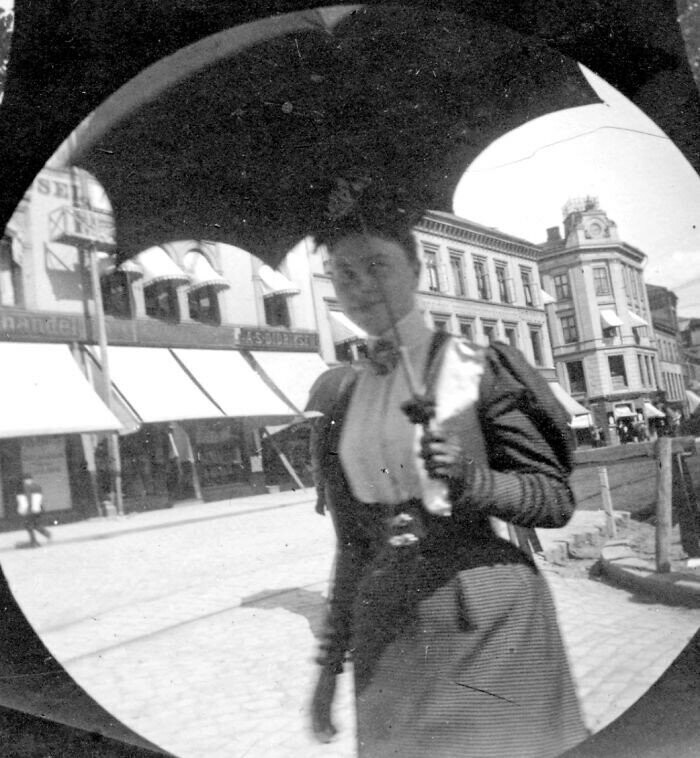 Осло в конце 19-го века на уличных кадрах, снятых шпионской фотокамерой