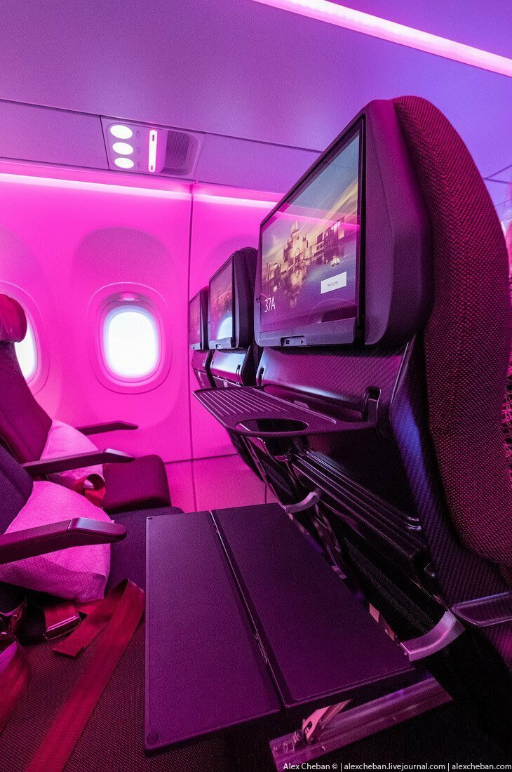 Эконом класс в самолете: революция от Qatar Airways