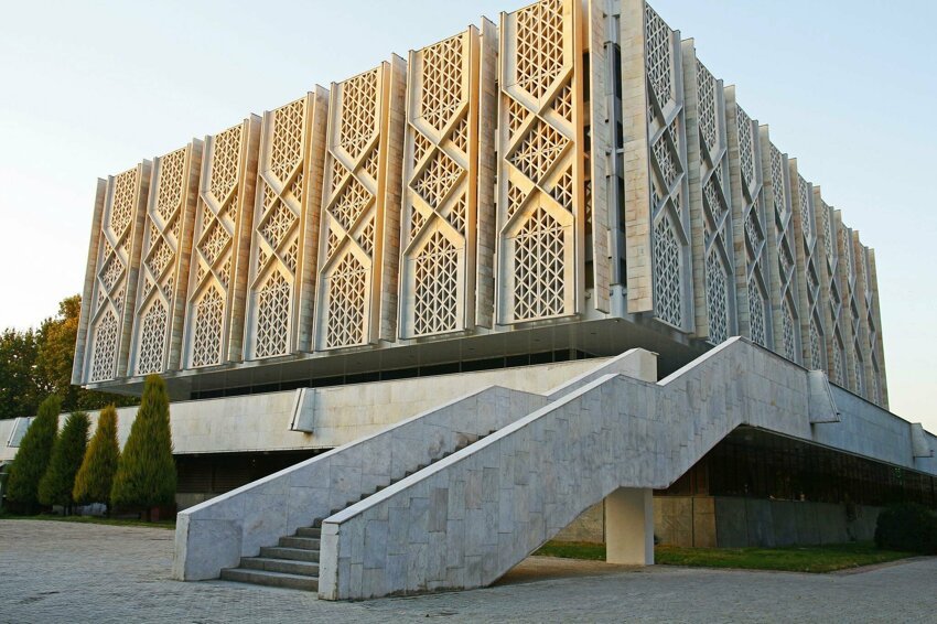 15. Государственный музей истории Узбекистана