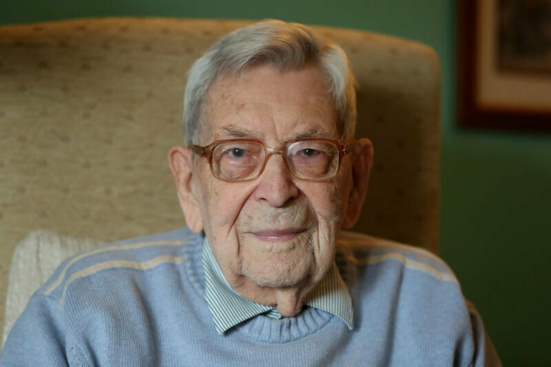 111-летний житель Великобритании поделился секретами долголетия