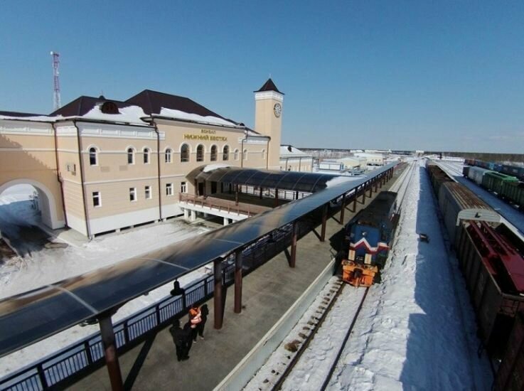 В Якутии завершено строительство крупнейшего железнодорожного узла на Северо-Востоке России в рамках мегапроекта по возведению Амуро-Якутской железнодорожной магистрали.