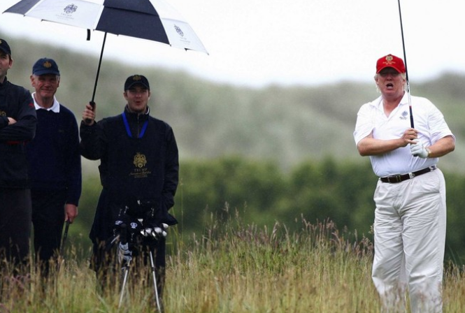 За что американские знаменитости назвали Трампа обманщиком?