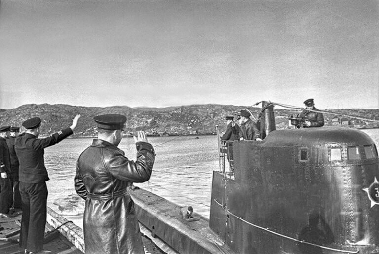 Как в СССР обменяли 17 подводных лодок на «Pepsi»