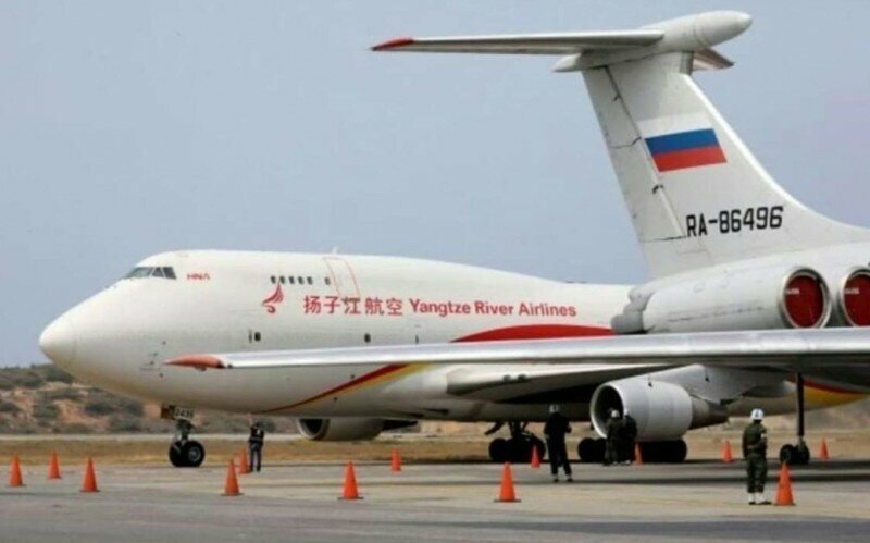Шах Вашингтону: Китай перебрасывает войска в Венесуэлу