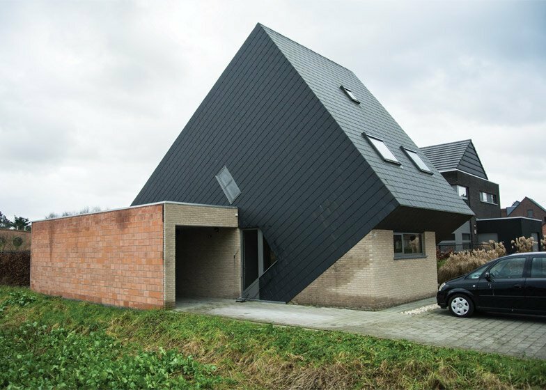 25 причудливых бельгийских домов, чей дизайн так плох, что это смешно