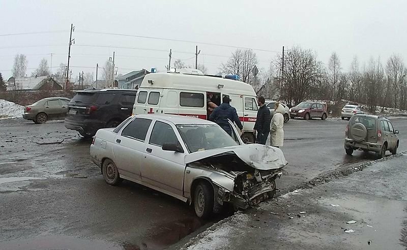 Авария дня. Женщина устроила лобовое столкновение в Карелии