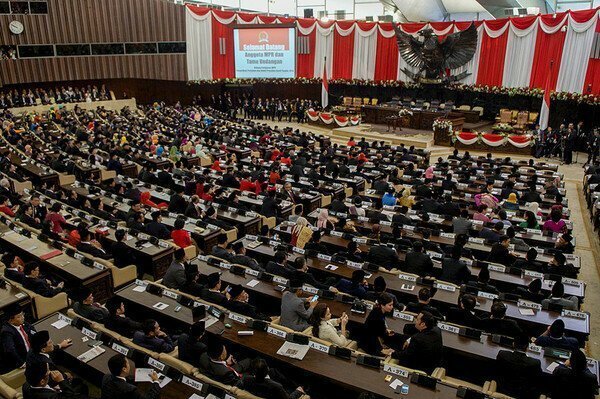 Михаил Горбачев будет баллотироваться в парламент Индонезии