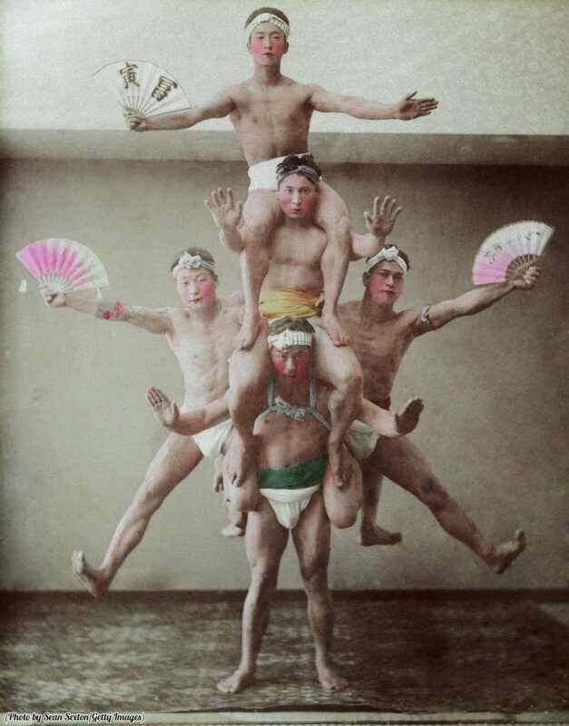 Японские театральные акробаты. Япония. Прибл. 1890 г.