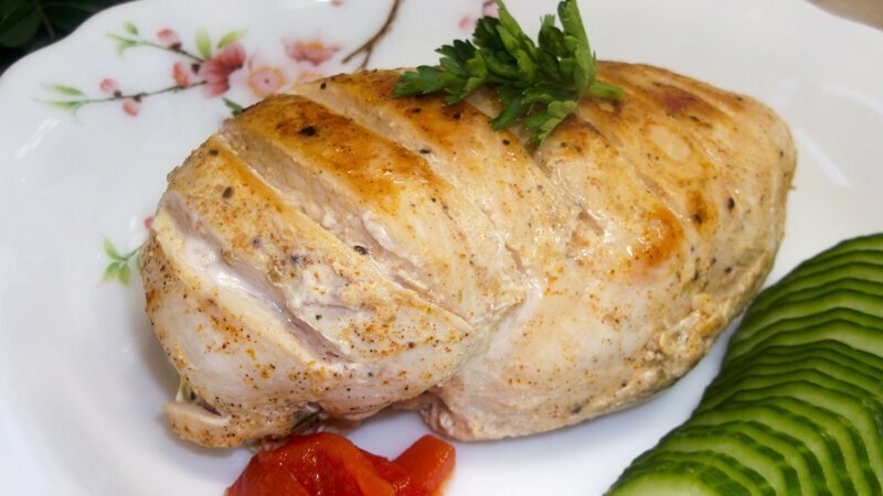 Надоела сухая куриная грудка? Рецепт самого Сочного Куриного Филе в пергаменте на сковороде
