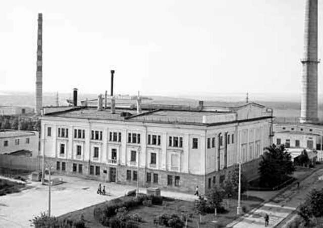 1954 г. 27 июня. Запуск первой в мире атомной электростанции в Обнинске