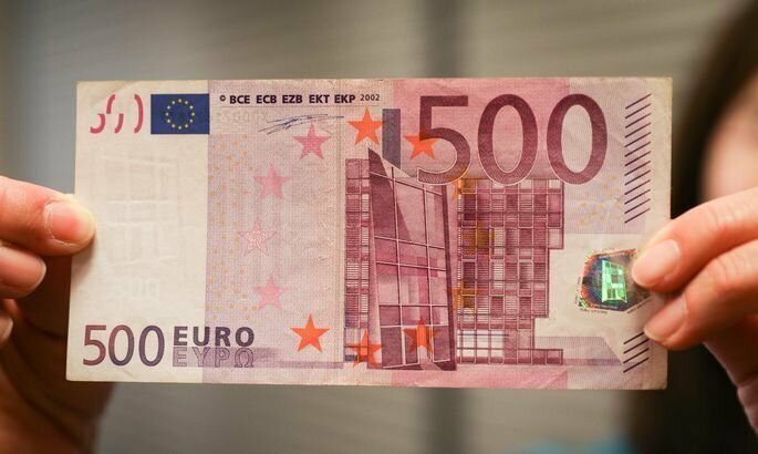 Из соображений безопасности: Евросоюз отказывается от купюр в 500 евро 