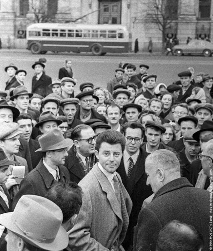 Знаменитый Фанфан Тюльпан в Москве, 1955 год