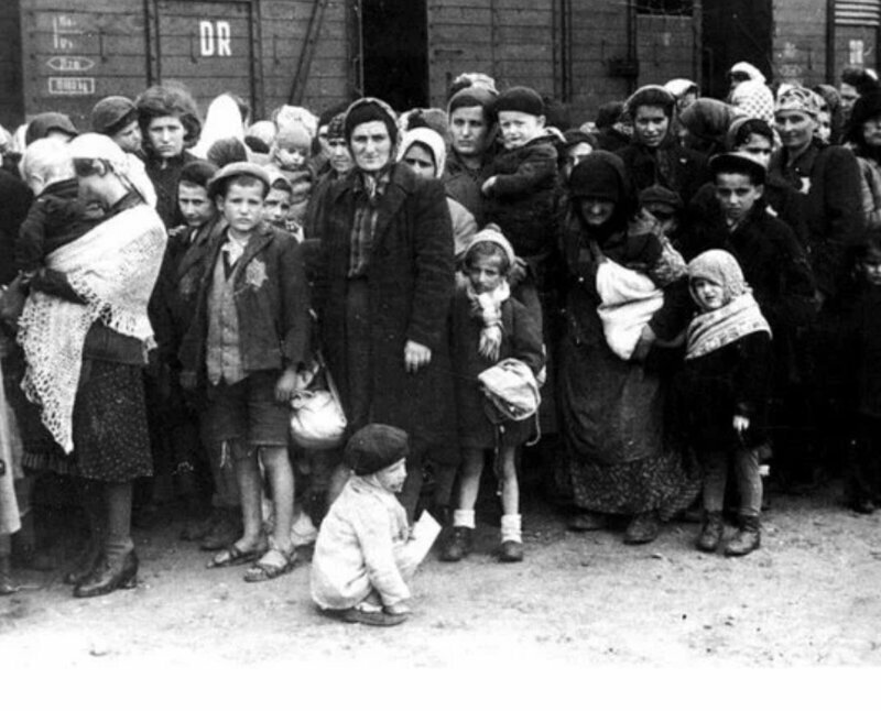 Йом а-Шоа — День памяти жертв Холокоста