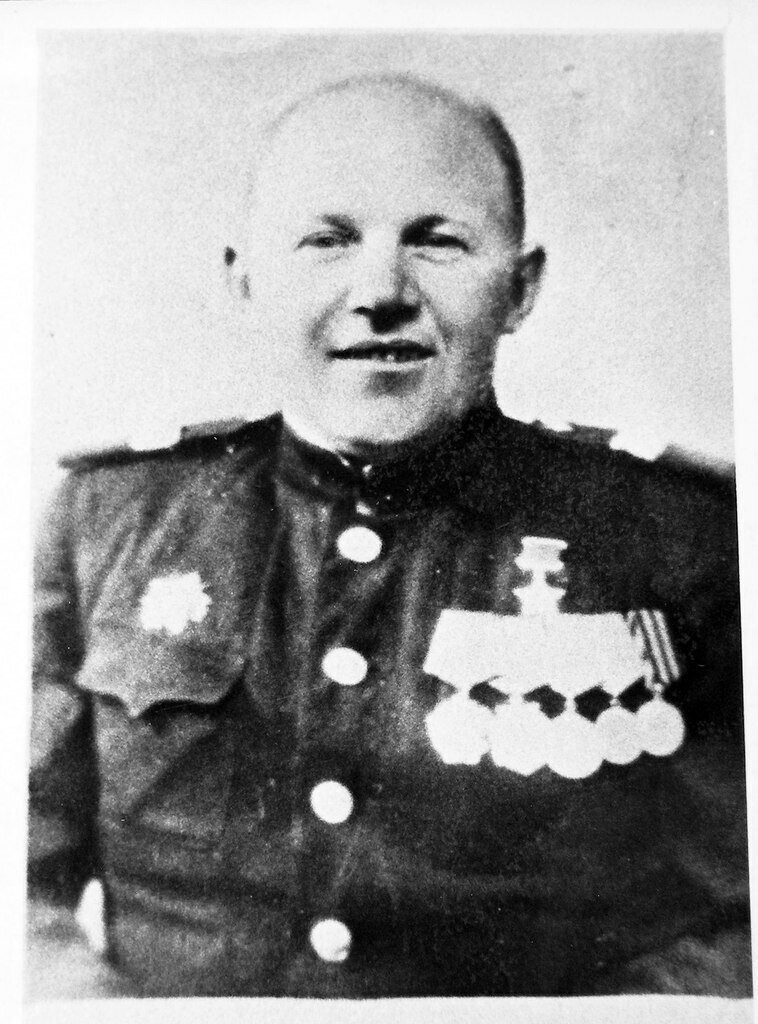 Давиденко Григорий Митрофанович 24.02.1916 - 25.04.1993 