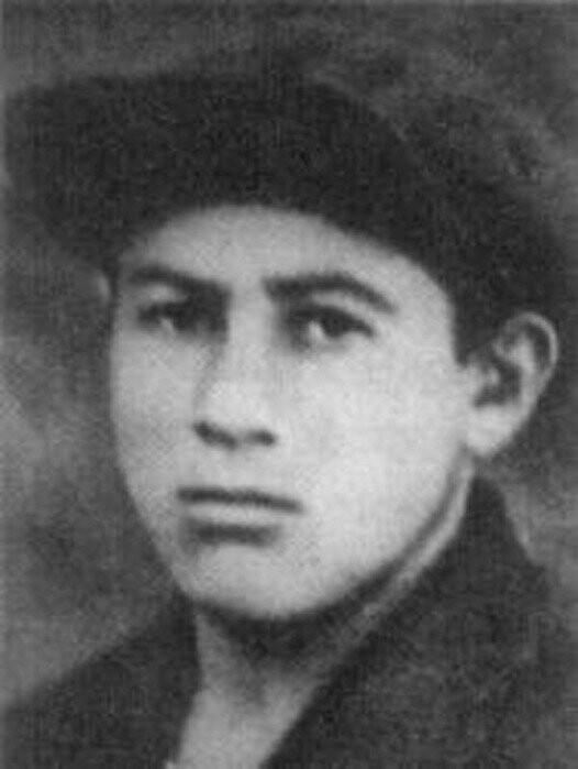 Давлетов Абдрауф Ганеевич 27.03.1916 - 27.10.1943