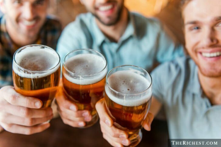 Алкоголь убивает клетки головного мозга