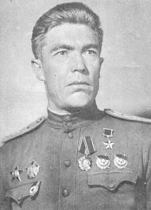 Девятьяров Александр Андреевич 15.06.1907 - 02.03.1985
