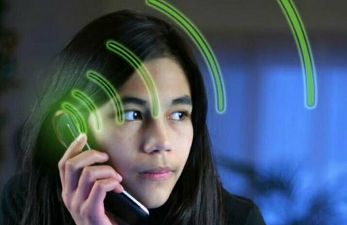 Ученые опровергли миф о вреде мобильных телефонов и СВЧ-печей