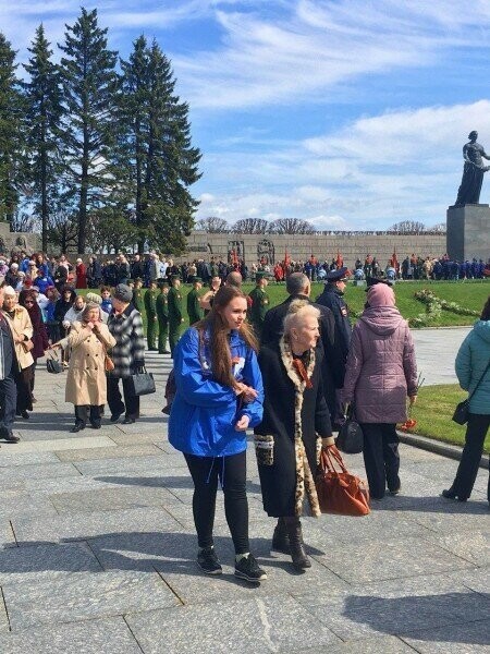 Вам, ленинградцы