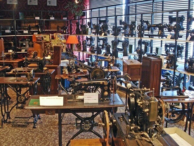 Музей Швейных машин (Sewing Machine Museum)