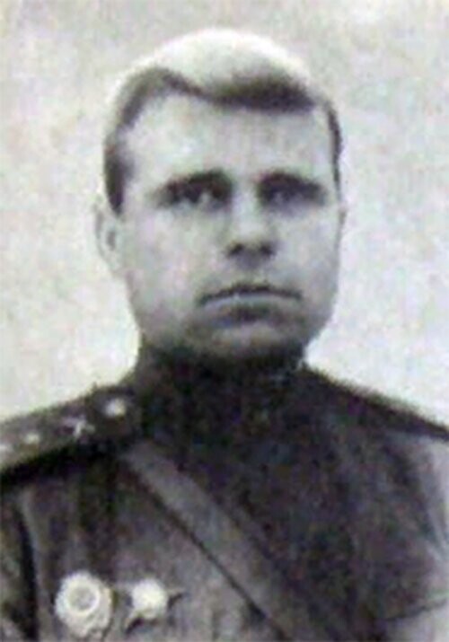 Деркач Фёдор Григорьевич 04.09.1911 - 06.01.1944 