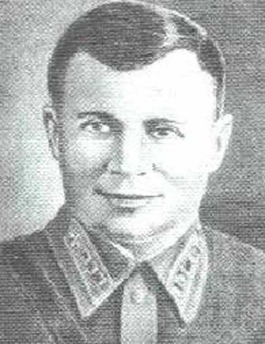 Дехтяренко Андрей Николаевич 17.05.1909 - 11.07.1942
