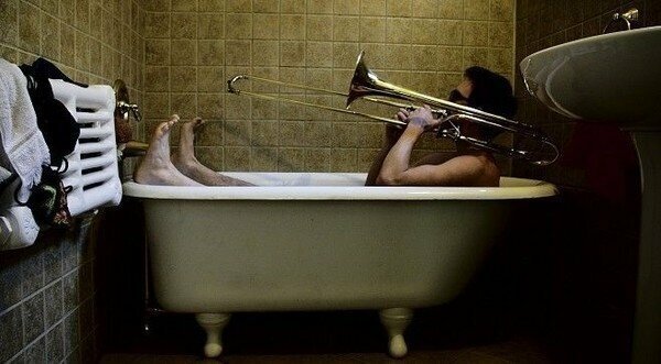 Люди, которые умеют расслабляться в ванной