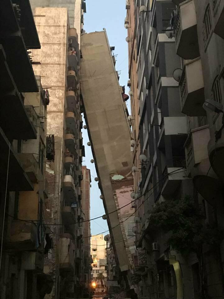 13. Здание в Египте на грани падения (2017 год)