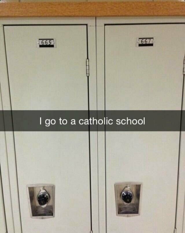 Когда ты учишься в католической школе