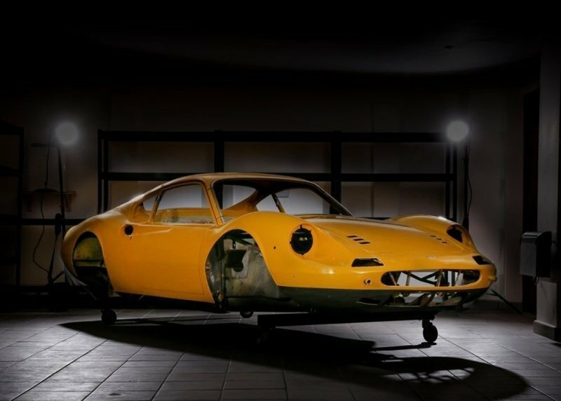 Ferrari Dino 1972 года: 60 коробок запчастей на продажу