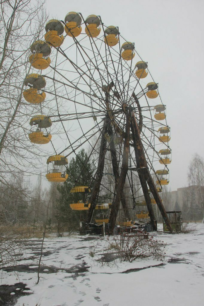 Прямо как в игре S.T.A.L.K.E.R.! Как сейчас дела в Припяти и Чернобыльской зоне отчуждения