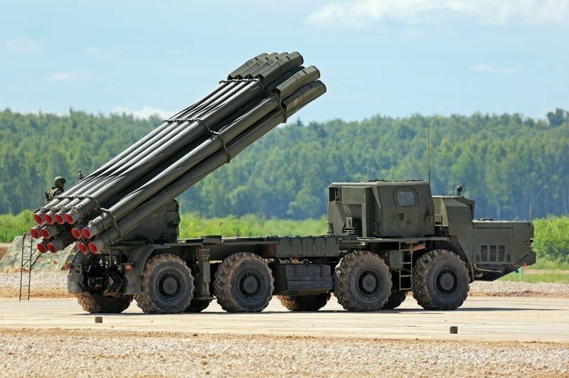 Российская армия приняла на вооружение первую бригаду РСЗО «Торнадо-С»