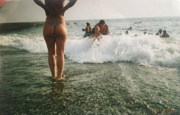 Фото с пляжа, где купаются ваши дети, будет выглядеть так