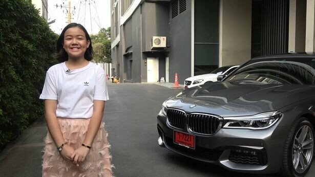 Благодаря макияжу девочка подарила себе на 12-летие BMW за 165 000 евро