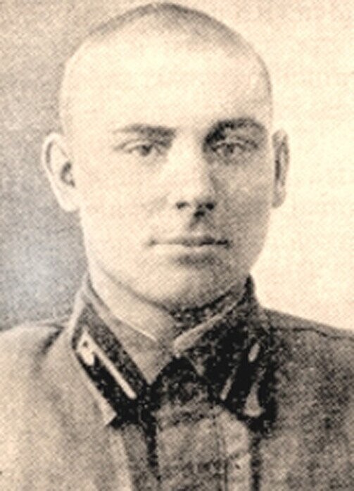 Дмитриевский Борис Николаевич 03.05.1922 - 11.03.1945 