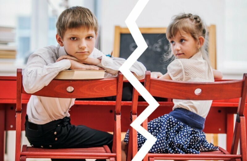 Сложнее поступать, потому что ты девочка