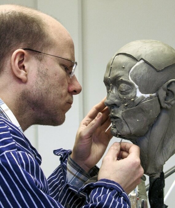 Реконструкцией занимался Оскар Нильссон — специалист по 3D-моделированию лица, археолог и судмедэксперт