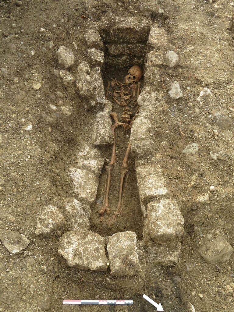 В 2014 году в Швейцарии были найдены останки мужчины, который жил примерно в 700-х годах нашей эры