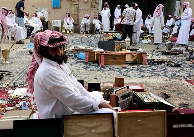 Как идет торговля на блошином рынке в Саудовской Аравии