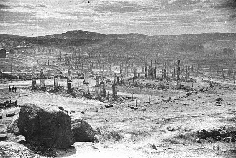 Сожжённый Мурманск, 1942 год. 