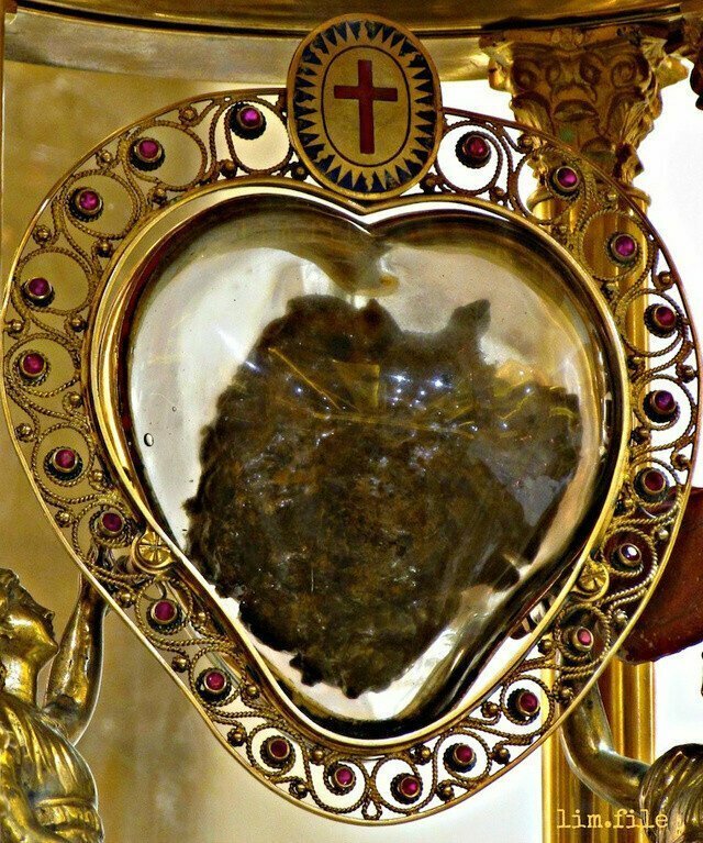 Сердце Святого Камилля де Леллиса, основателя ордена Камилианцев в конце 16 века