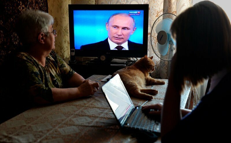 Глава ВЦИОМа объяснил снижение рейтинга Путина «эффектом черных очков"
