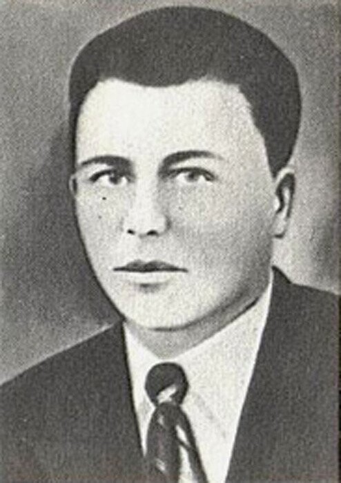 Дроздович Викентий Иосифович 15.08.1911 - 03.12.1942 