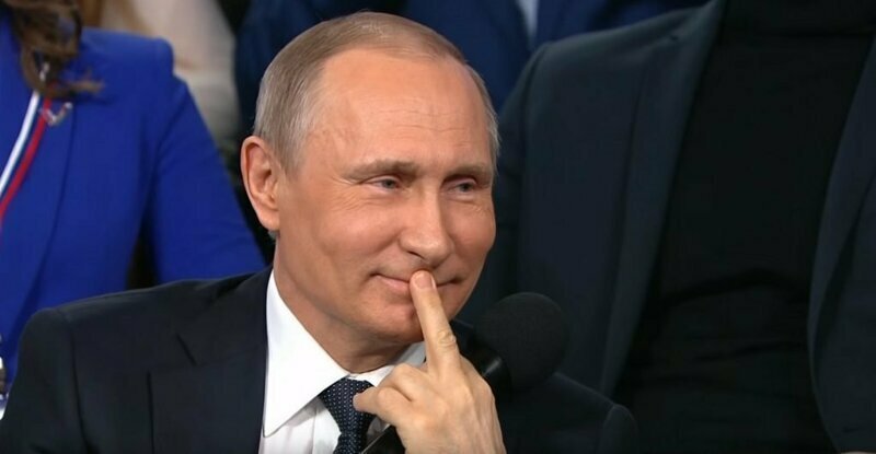 Вчера у Путина был очень низкий рейтинг, а сегодня очень высокий. Как так вышло?